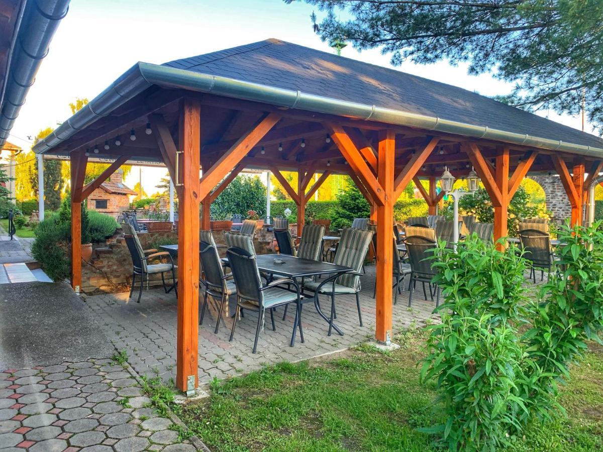 Hotel Zeta Lenti Dış mekan fotoğraf