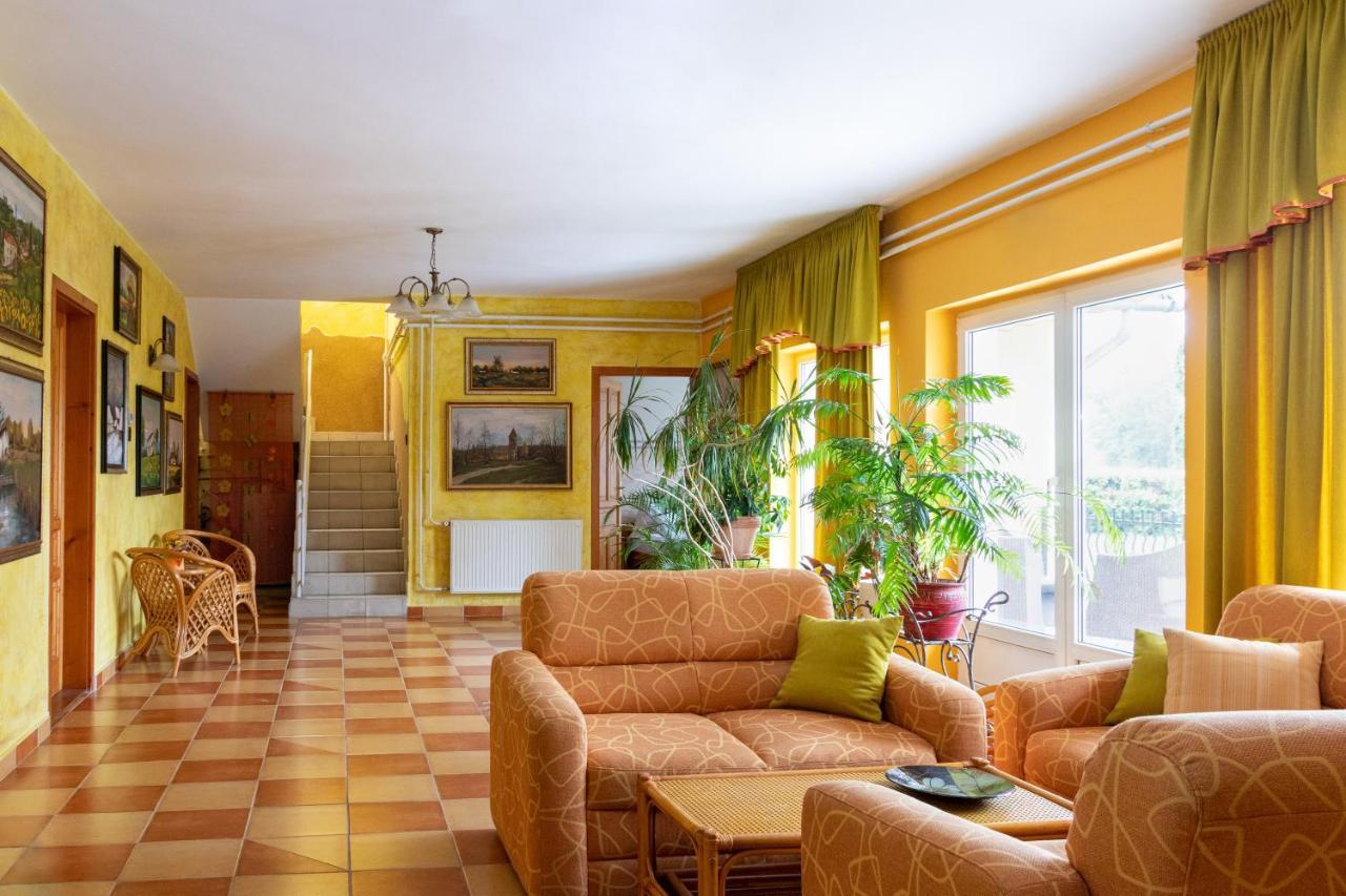 Hotel Zeta Lenti Dış mekan fotoğraf