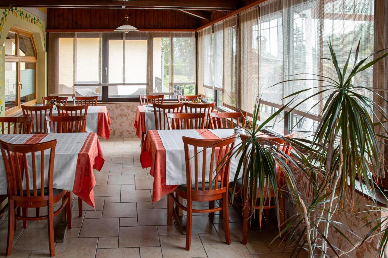 Hotel Zeta Lenti Dış mekan fotoğraf