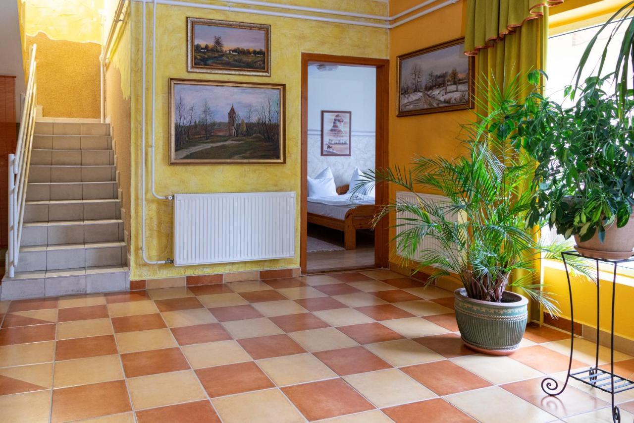Hotel Zeta Lenti Dış mekan fotoğraf