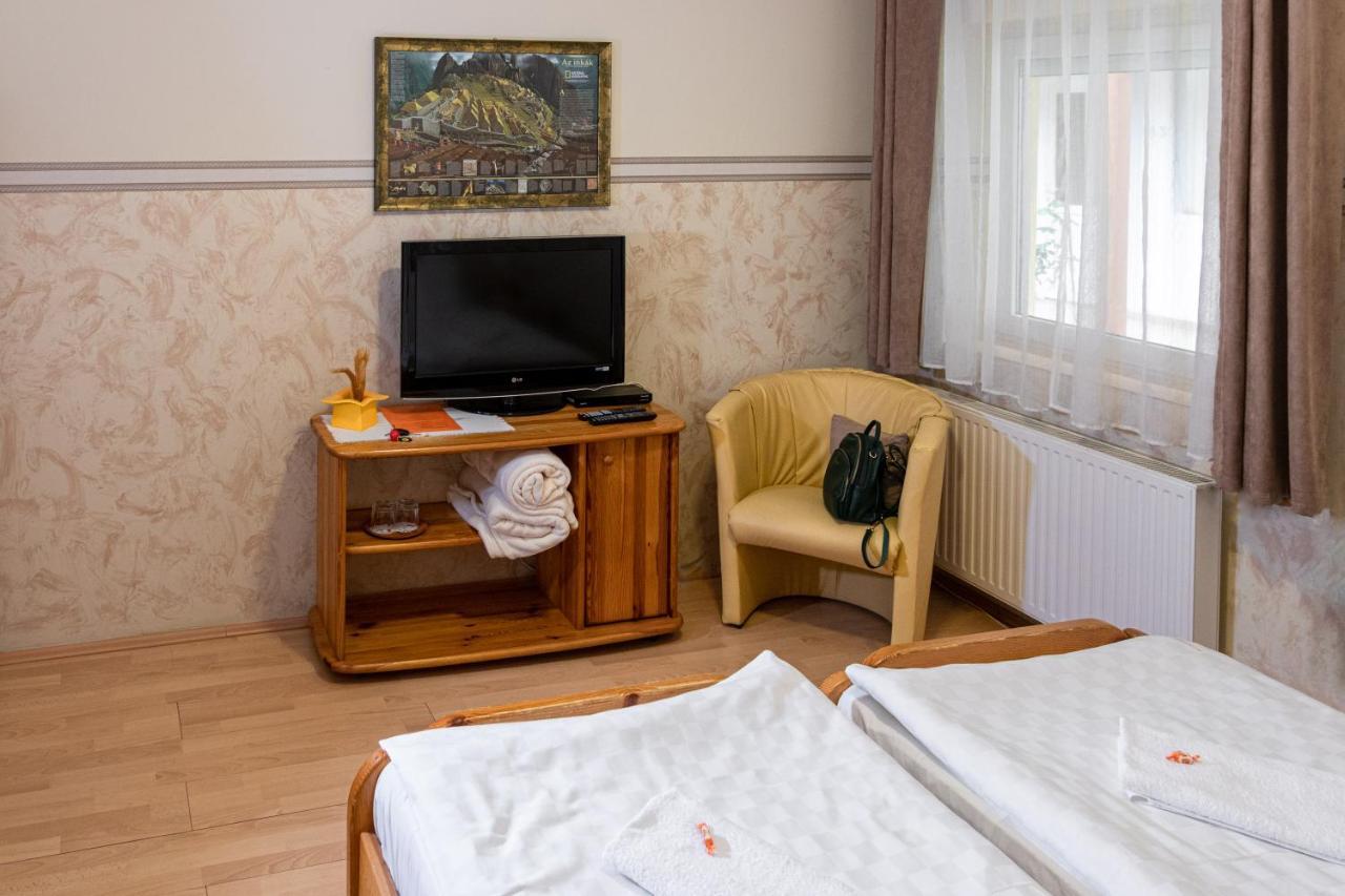 Hotel Zeta Lenti Dış mekan fotoğraf