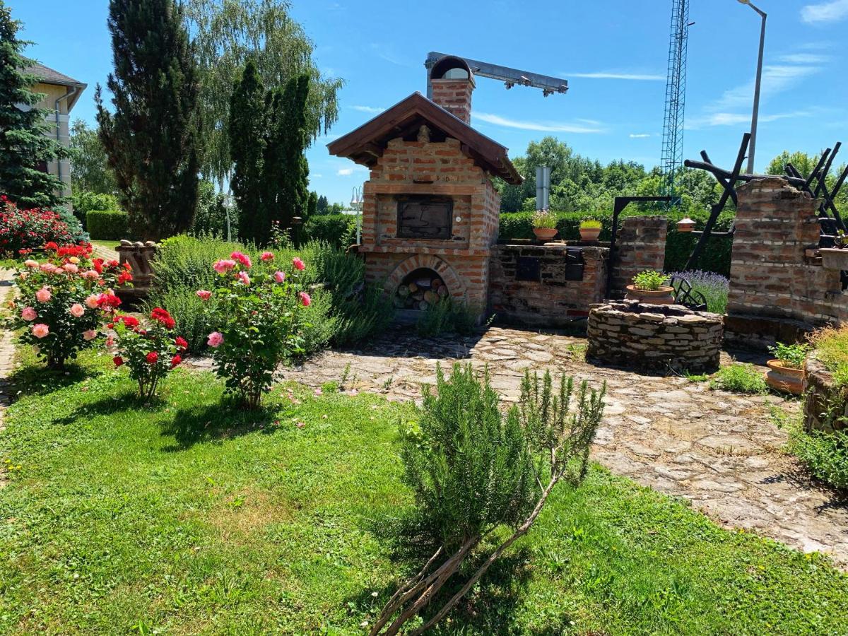 Hotel Zeta Lenti Dış mekan fotoğraf